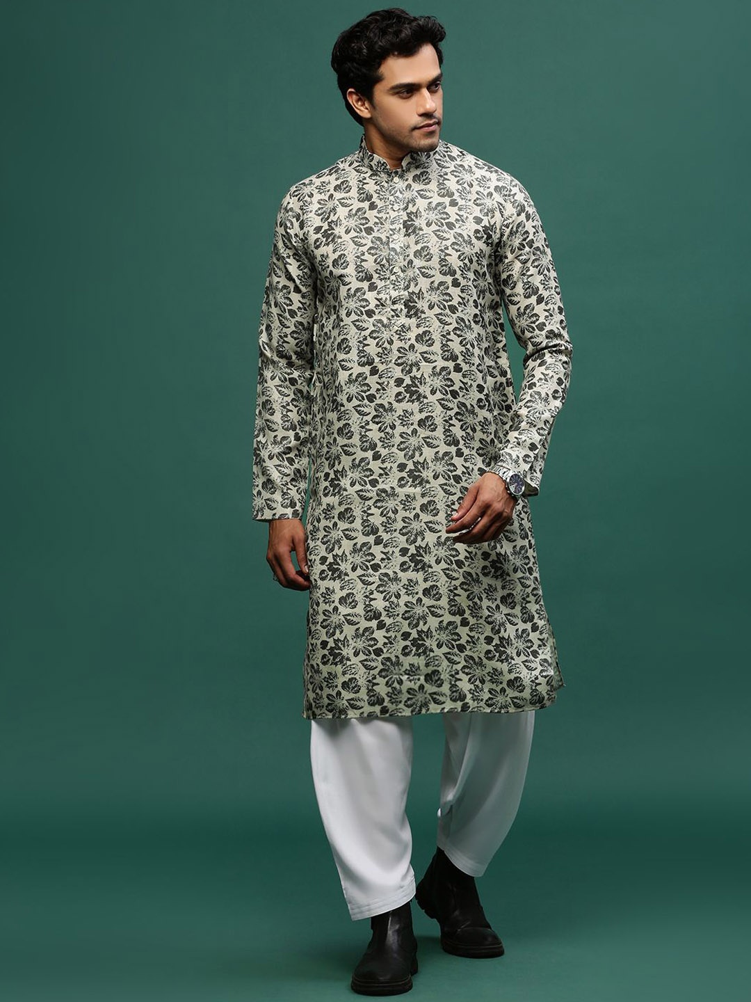 

Sangria Green Floral Printed Mandarin Collar Straight Cotton Kurta With Salwar
