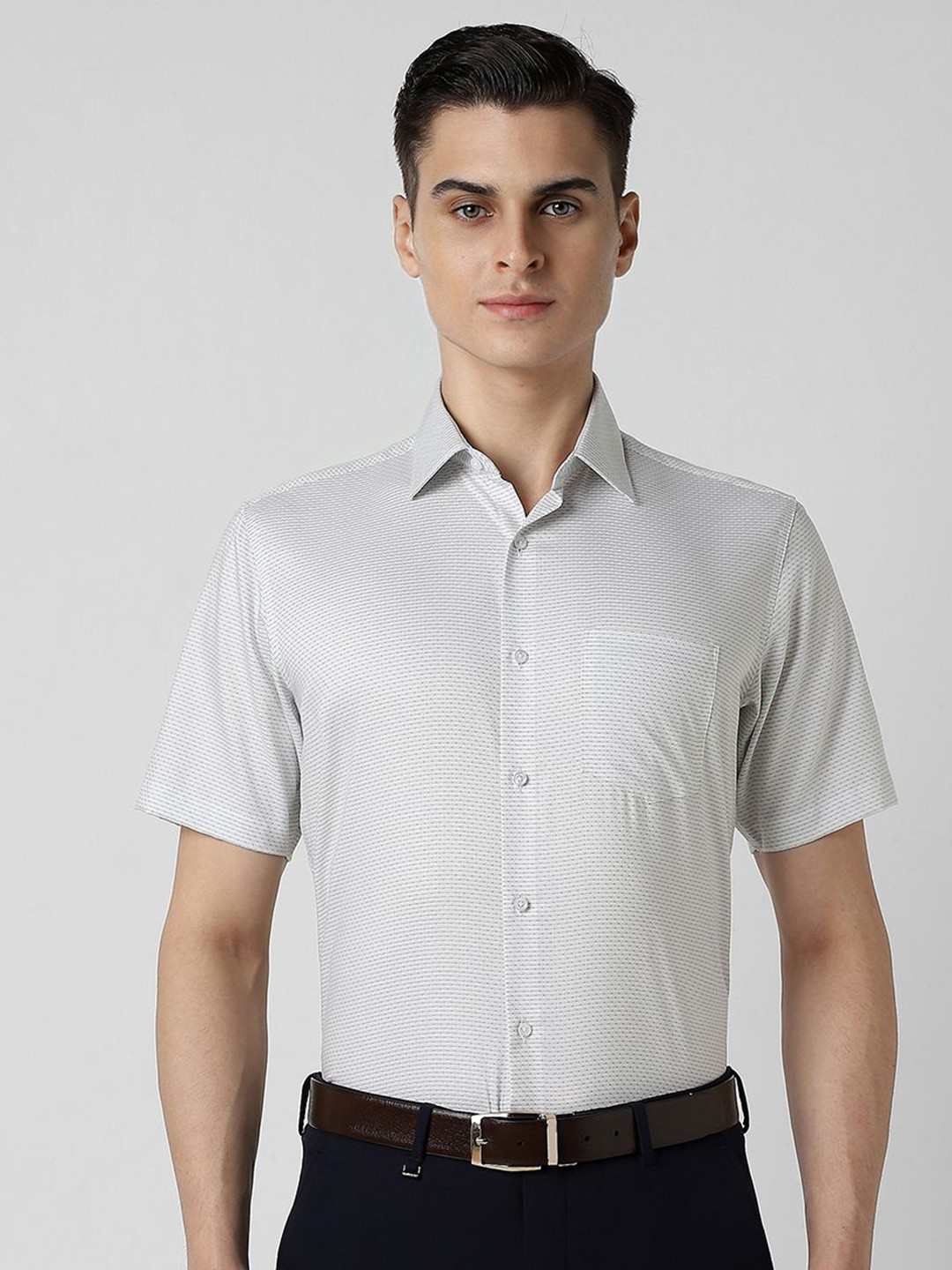 

Van Heusen Men Spread Collar Geometric Printed Cotton Formal Shirt, White