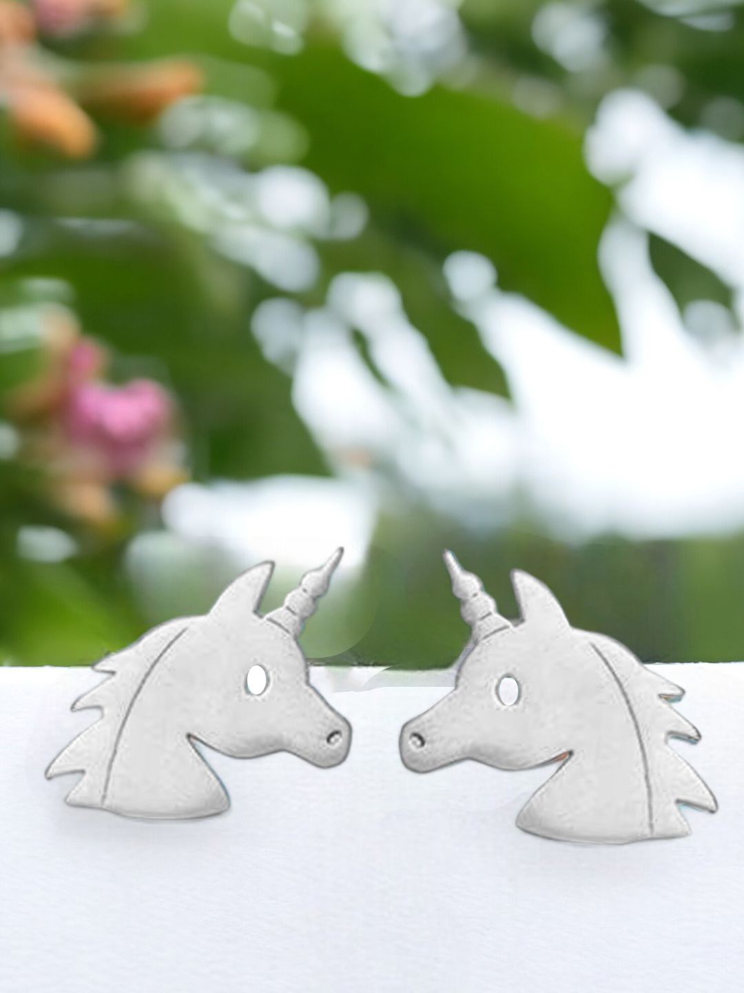 

Goldnera Animal Shaped Studs Earrings, Silver