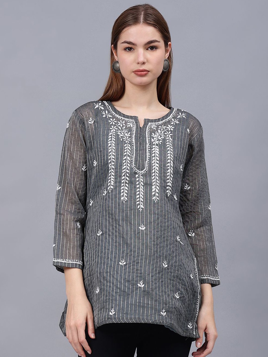 

Seva Chikan Ethnic Motifs Embroidered Chikankari Handloom Chikankari Kurti, Grey