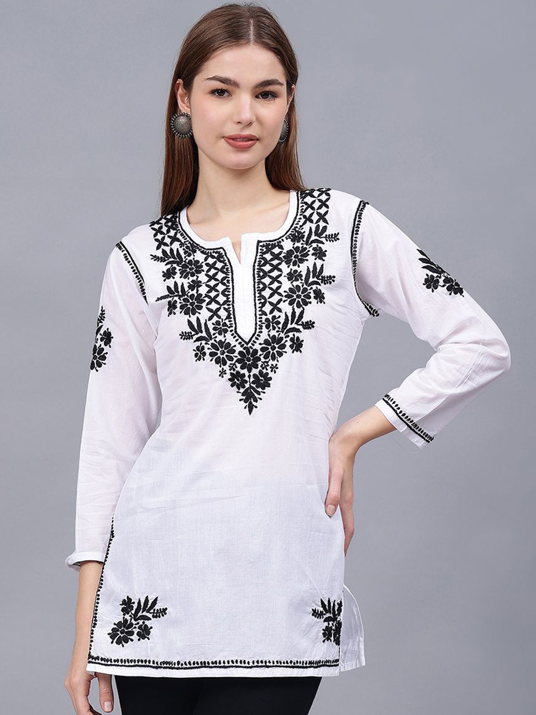 

Seva Chikan Ethnic Motifs Embroidered Chikankari Handloom Chikankari Kurti, White