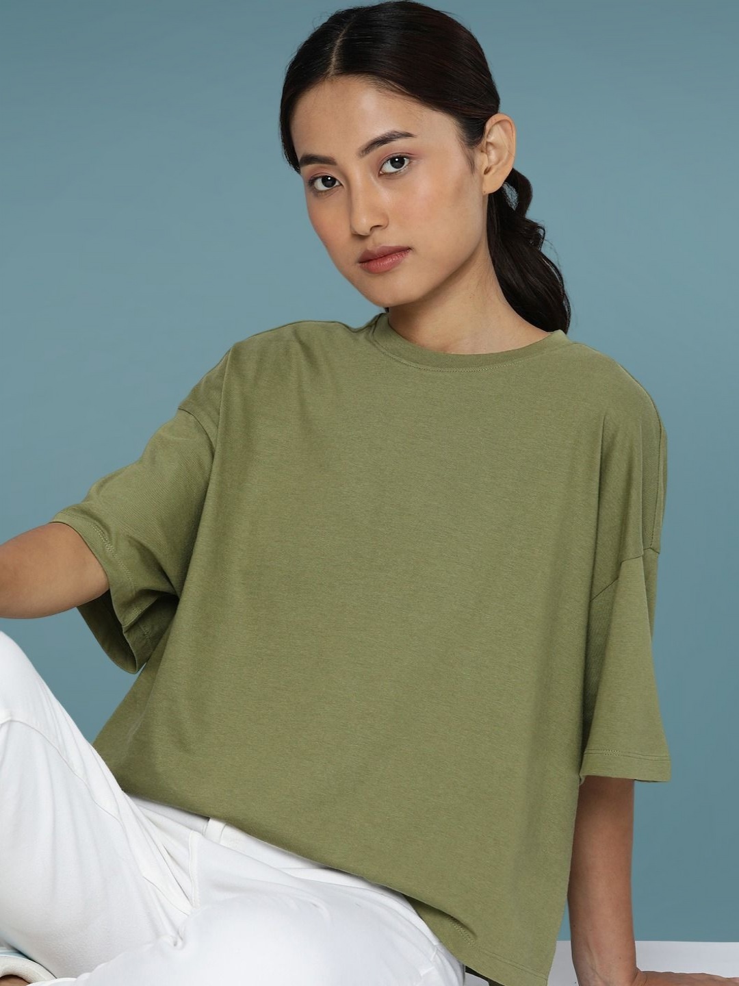 

DressBerry Women Drop-Shoulder Sleeves Boxy T-shirt, Olive