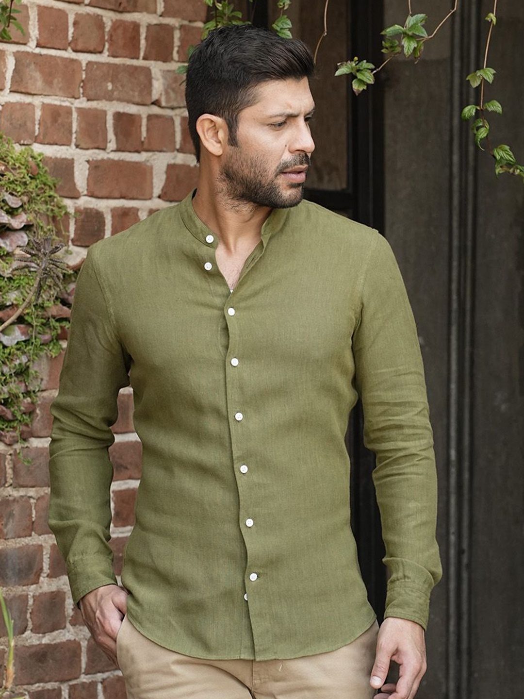 

Monks of Method Men Comfort Band Collar Solid Linen Casual Shirt, Green