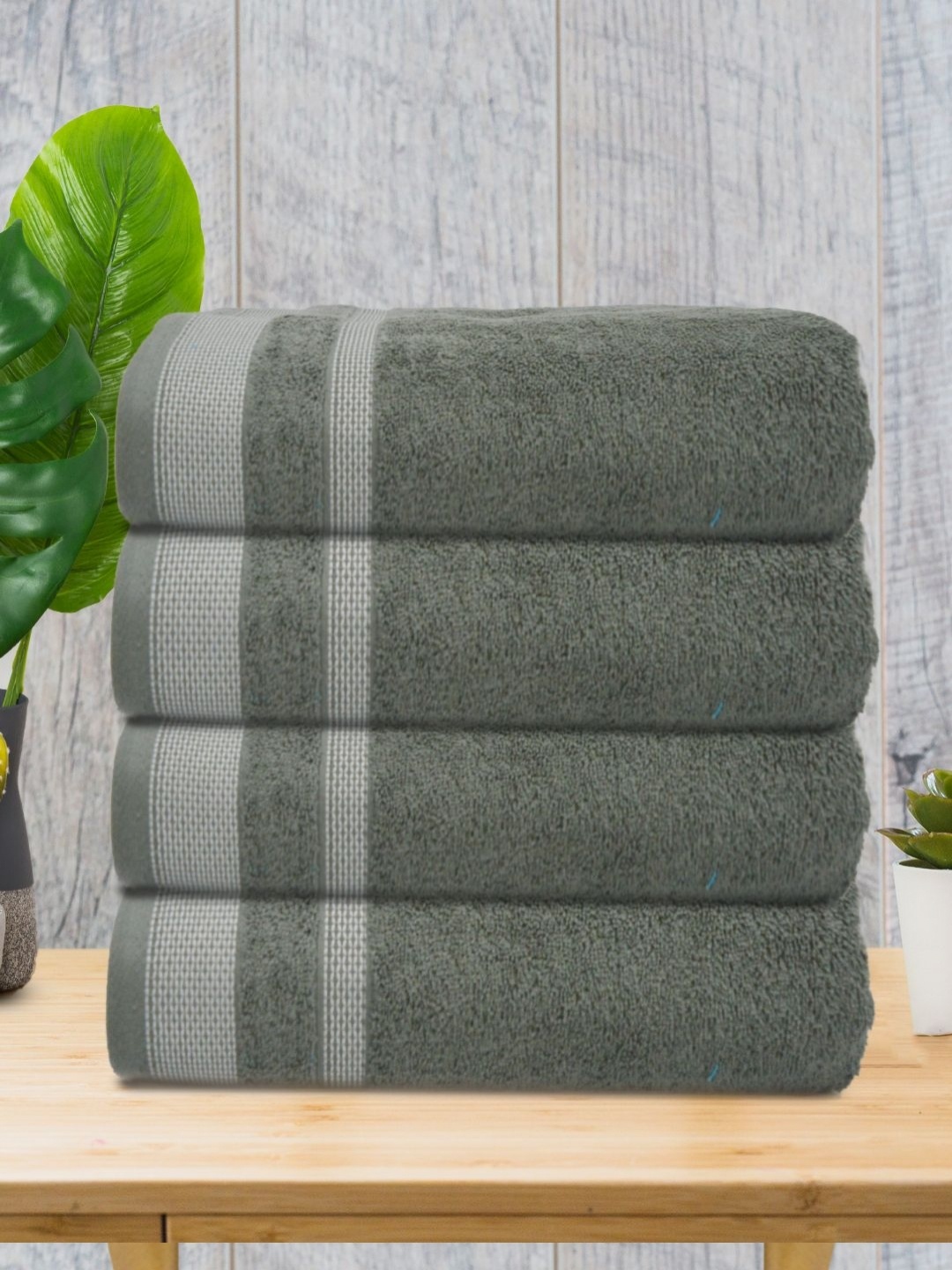 

Aura Grey & White 4 Pieces Striped Cotton 400 GSM Bath Towels