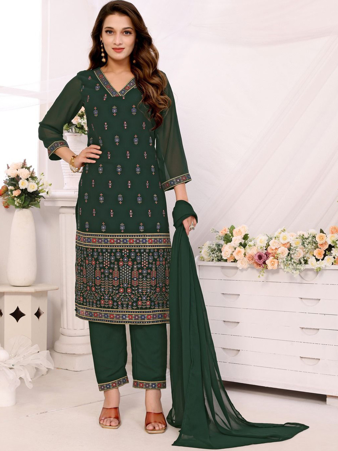 

Titanium Silk Industries Ethnic Motifs Printed Georgette Kurta Wth Trouser & Dupatta, Green