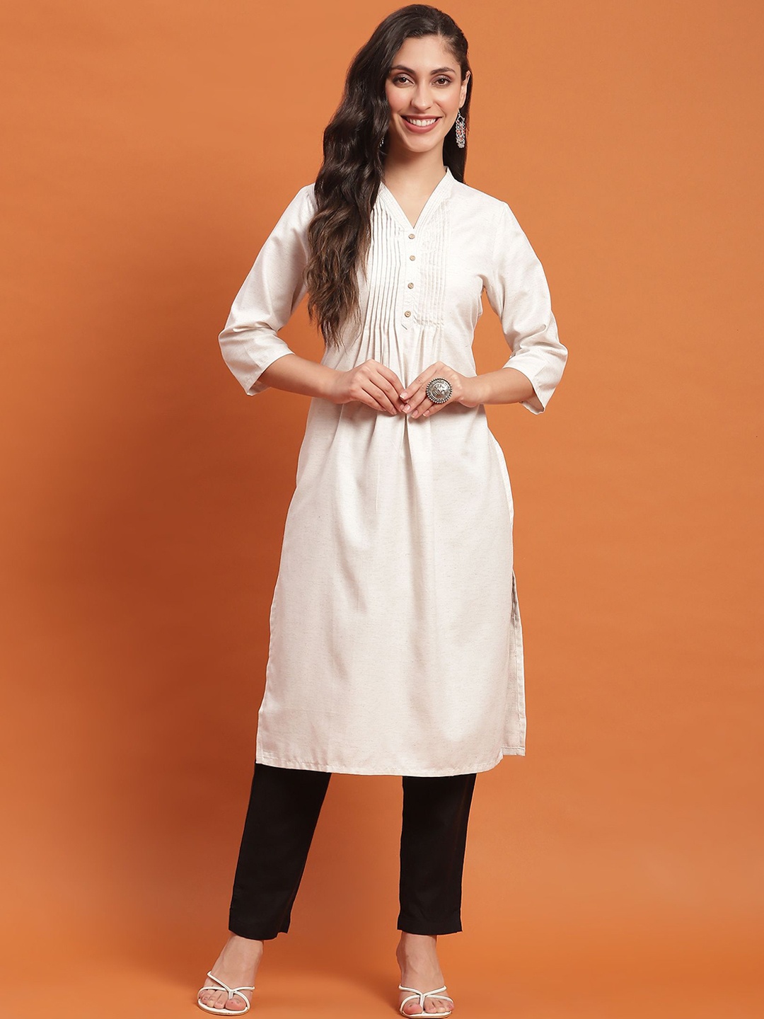 

Shree V Neck Liva Straight Kurta, Off white