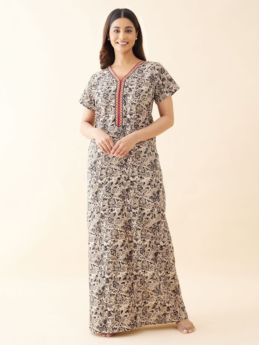 

Maybell Printed Maxi Nightdress, Black
