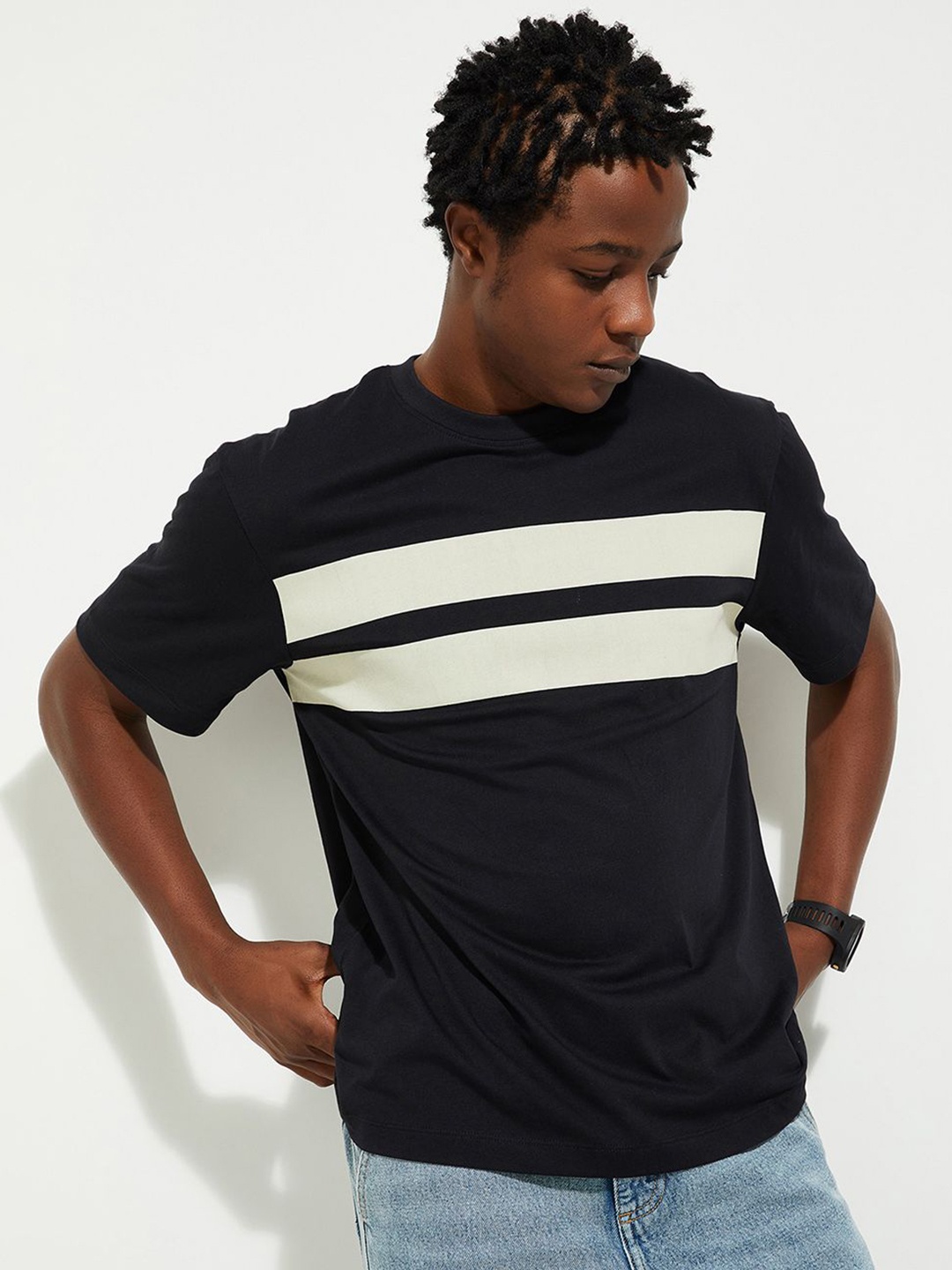

max URB_N Men Regular Fit Striped T-shirt, Black