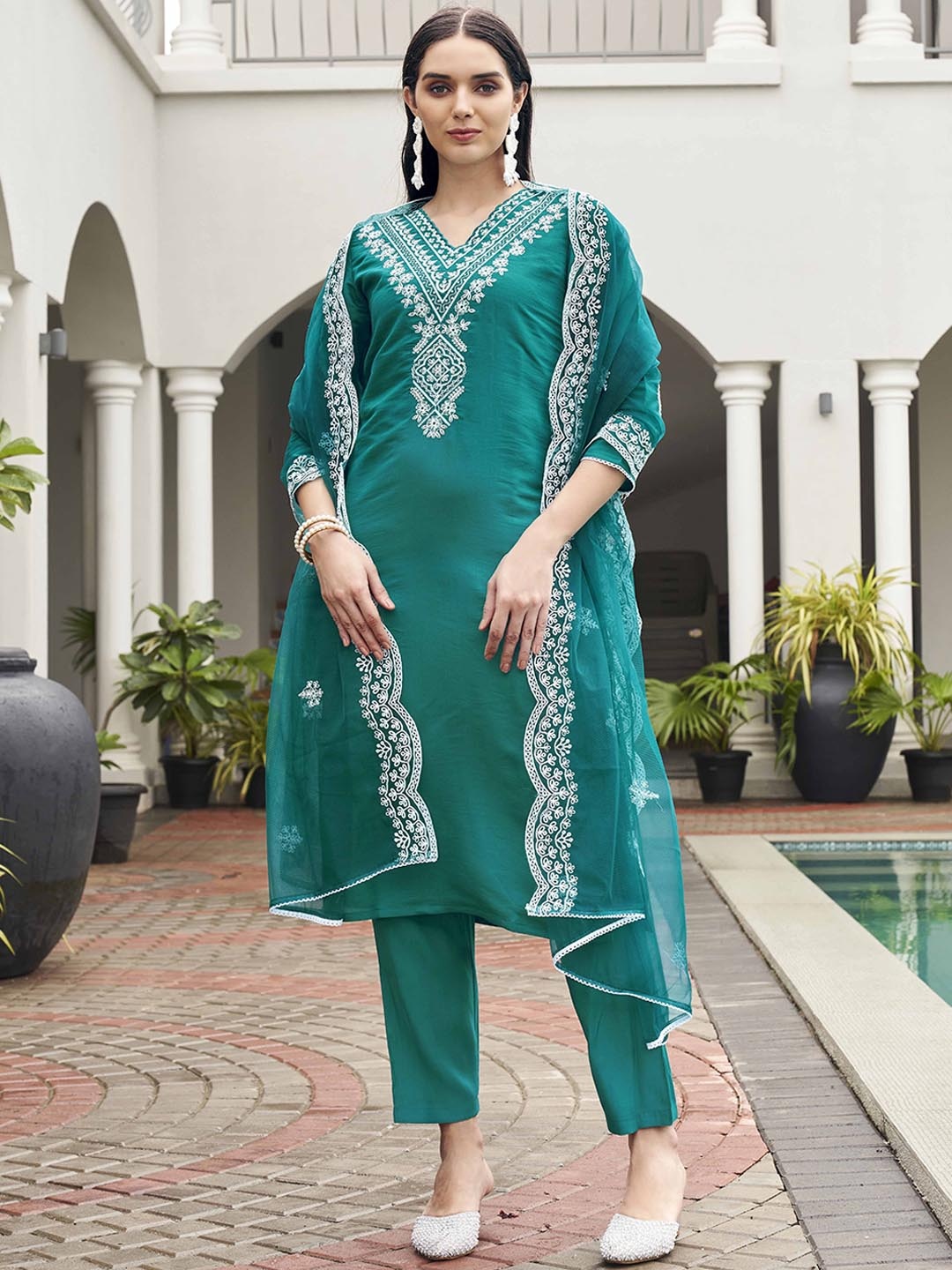 

Tikhi Imli Floral Embroidered V-Neck Straight Kurta with Trousers & Dupatta, Green