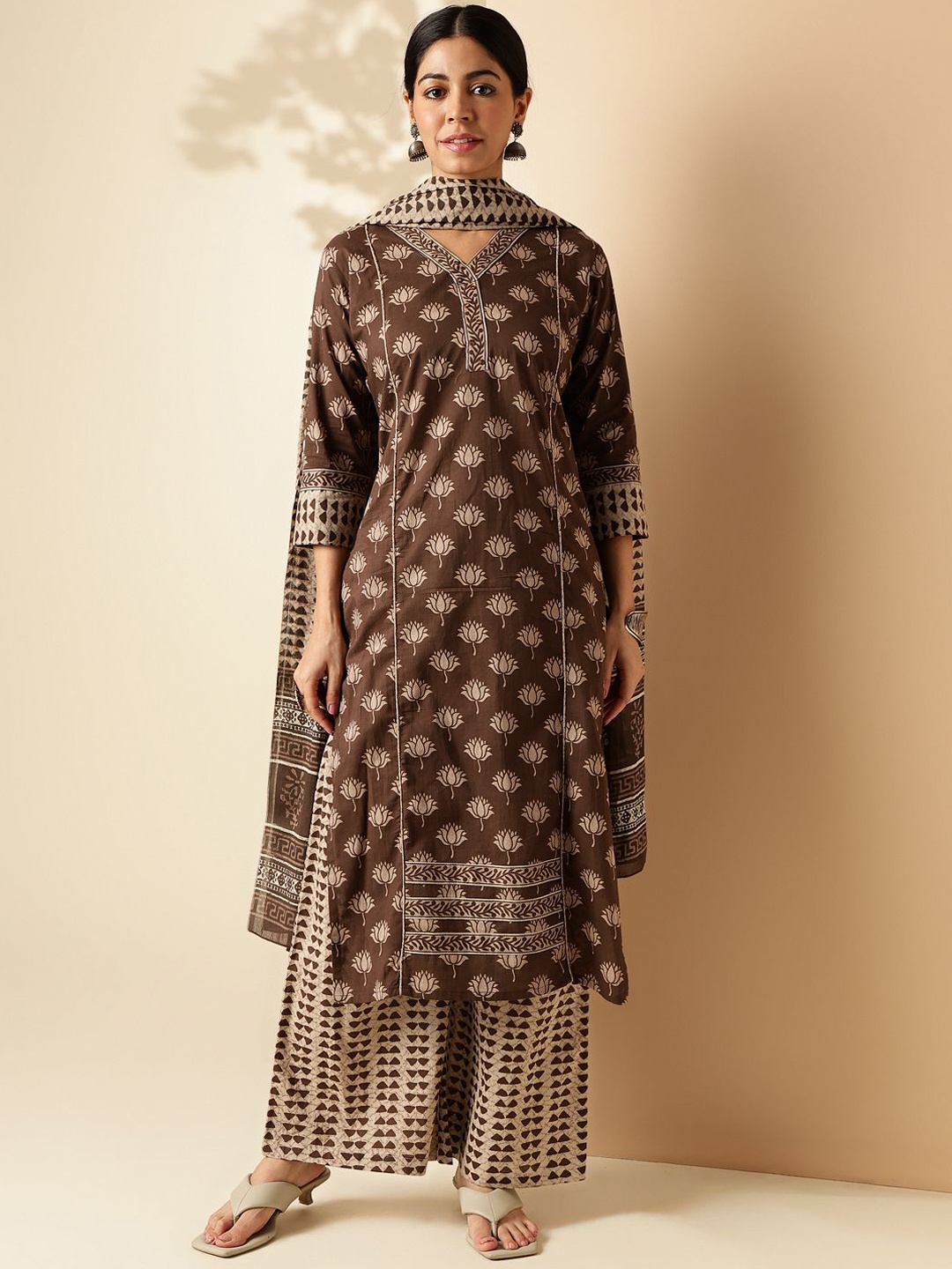 

Vbuyz Floral Printed V-Neck Pure Cotton Straight Kurta With Palazzos & Dupatta, Brown