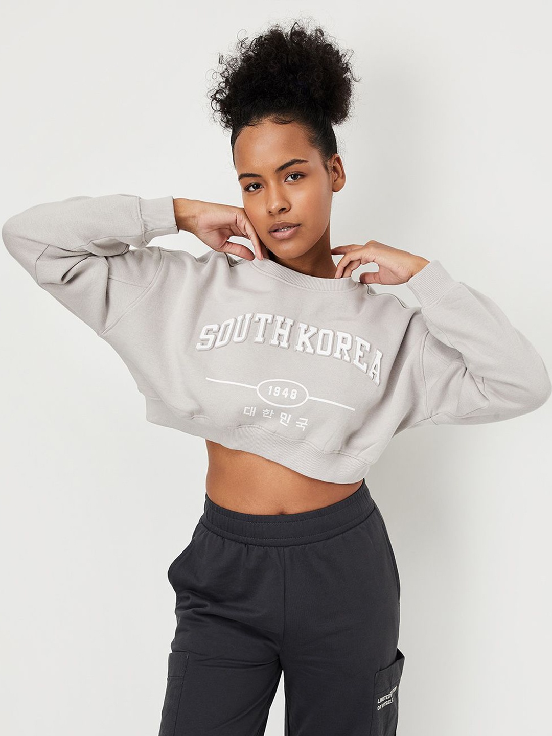 

max Women Typography Printed Sweatshirt, Grey