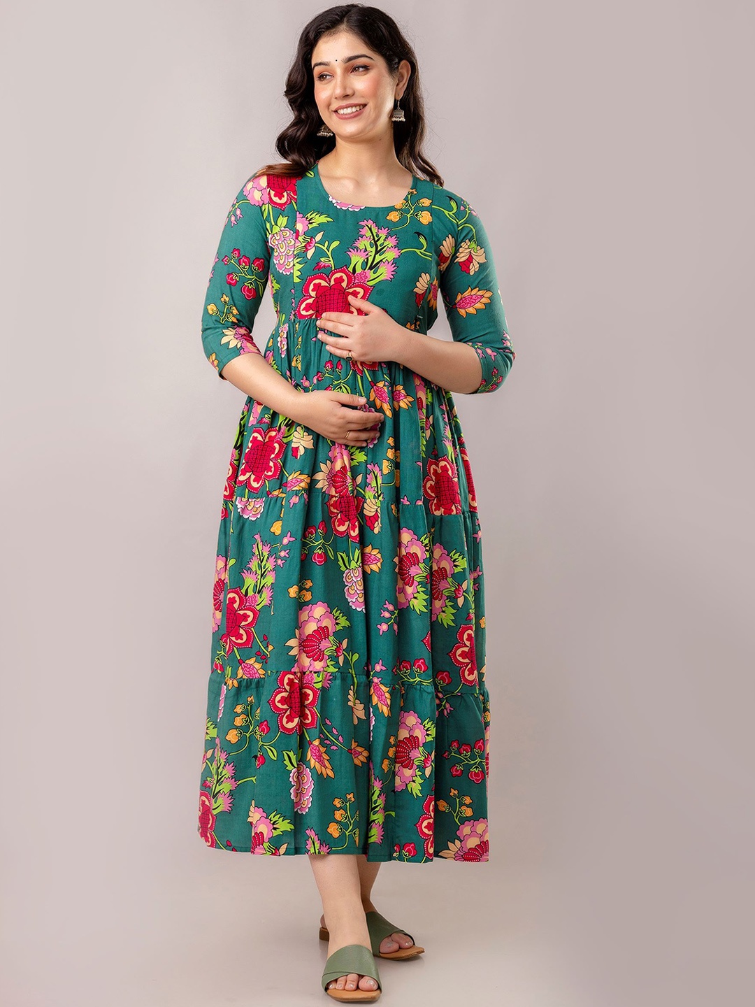 

Charnest Floral Printed Round Neck Maternity Anarkali Kurta, Green