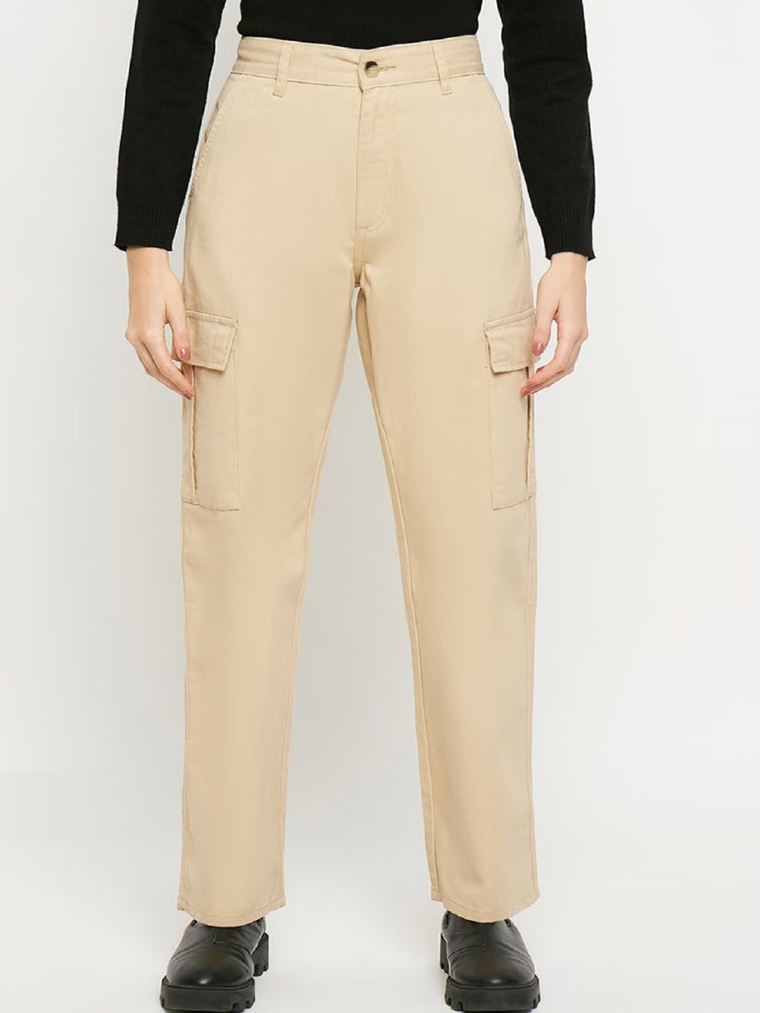 

Perfect Outlet Women Straight Fit High-Rise Cargo Jeans, Cream