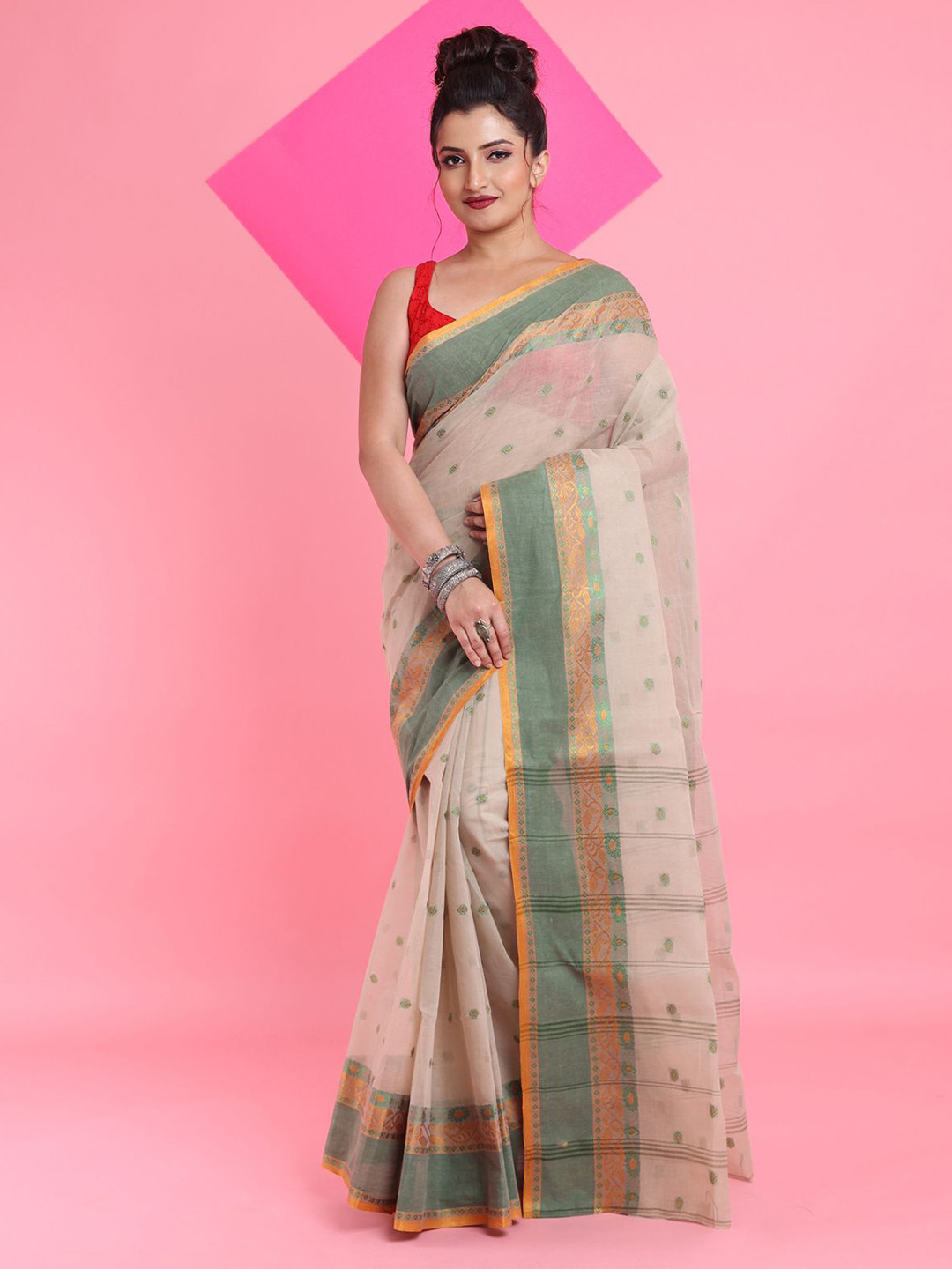 

Arhi Woven Design Pure Cotton Taant Saree, Beige