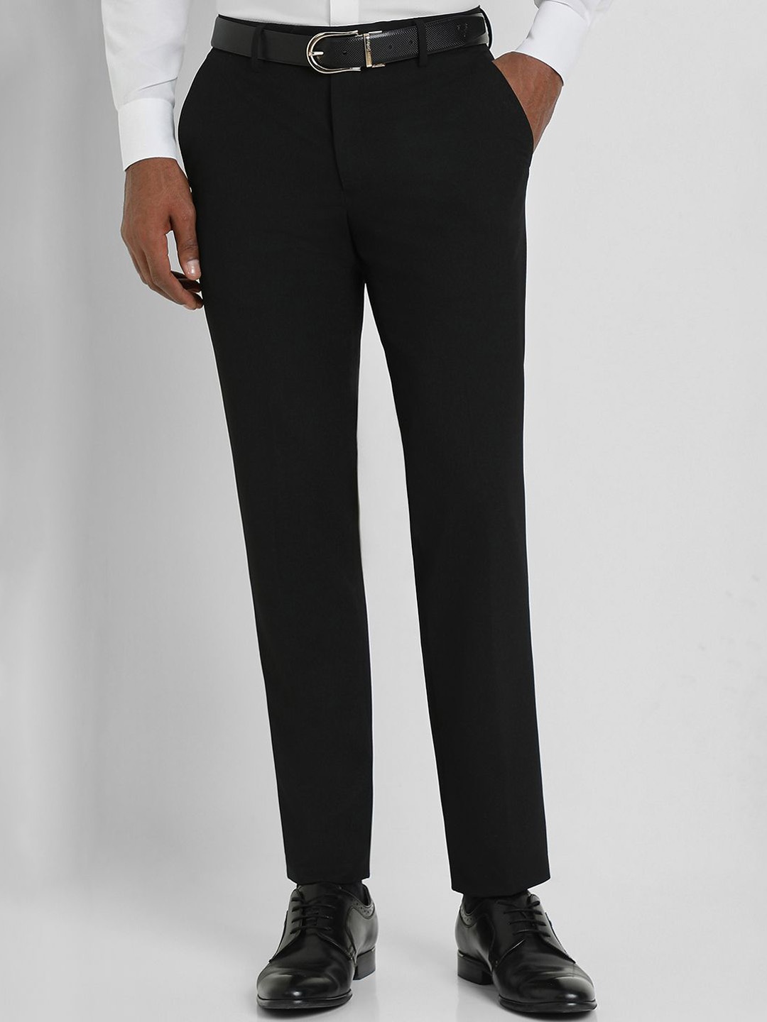 

Allen Solly Sport Men Slim Fit Solid Formal Trousers, Black