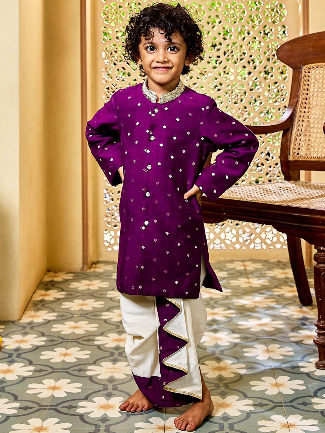 

VASTRAMAY Boys Ethnic Motifs Woven Design Mandarin Collar Regular Kurta With Dhoti Pants, Purple