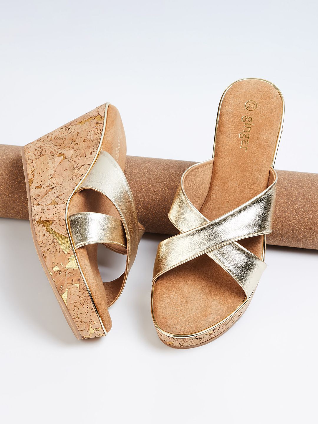 

Ginger by Lifestyle Women PU Wedge Sandals, Gold