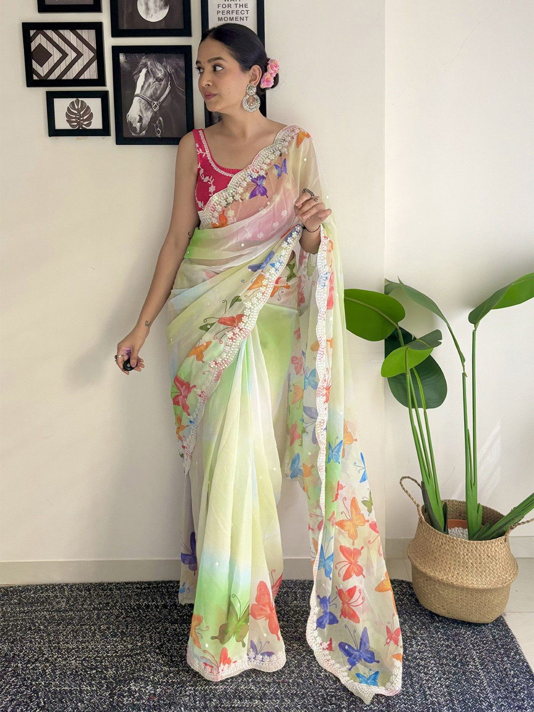 

LeeliPeeri Designer Tie and Dye Sequinned Embroidered Saree, Green
