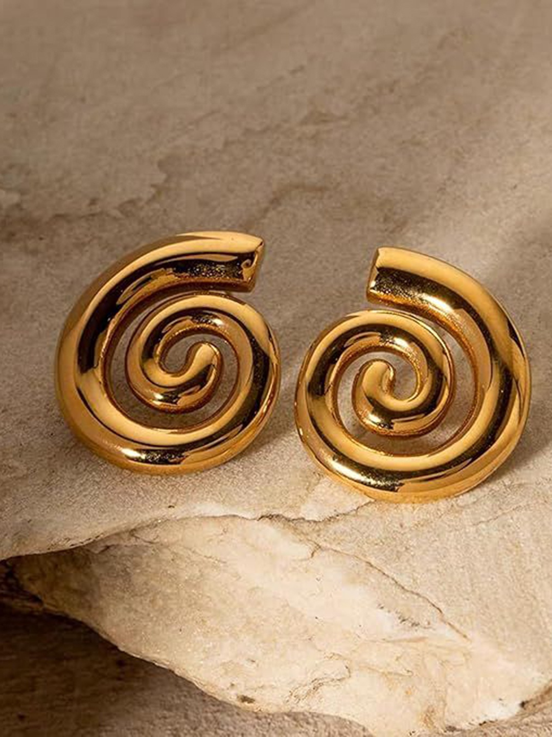 

VIEN Gold-Plated Contemporary Geometric Studded Earrings