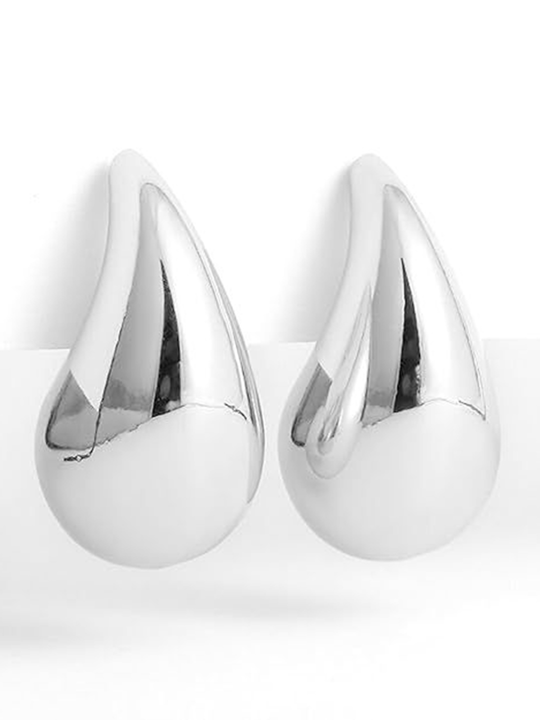 

VIEN Silver-Plated Teardrop Shaped Studs
