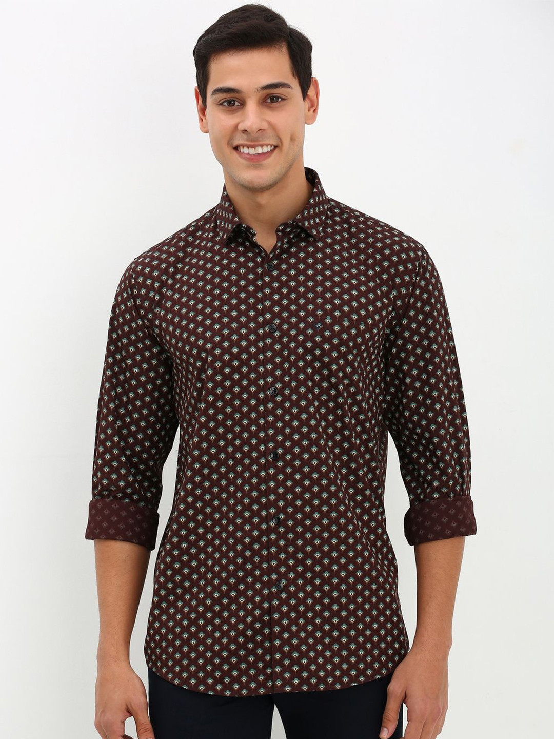 

Allen Solly Men Spread Collar Micro Ditsy Printed Cotton Slim Fit Casual Shirt, Brown