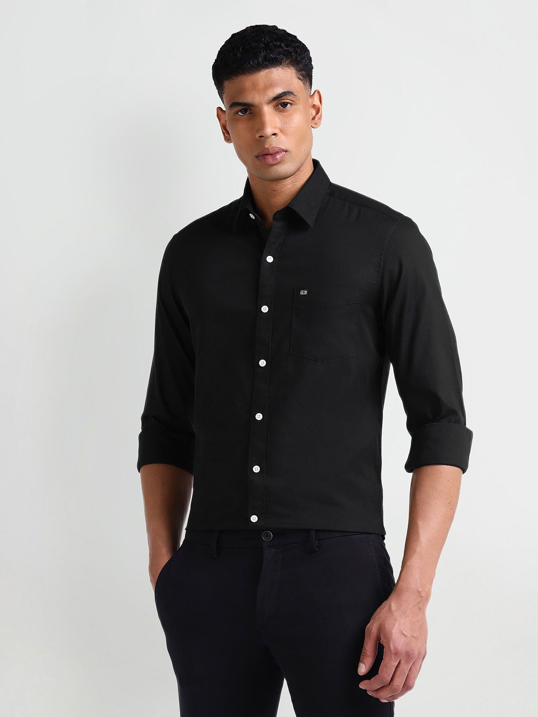 

Arrow Sport Men Smart Spread Collar Solid Cotton Slim Fit Casual Shirt, Black