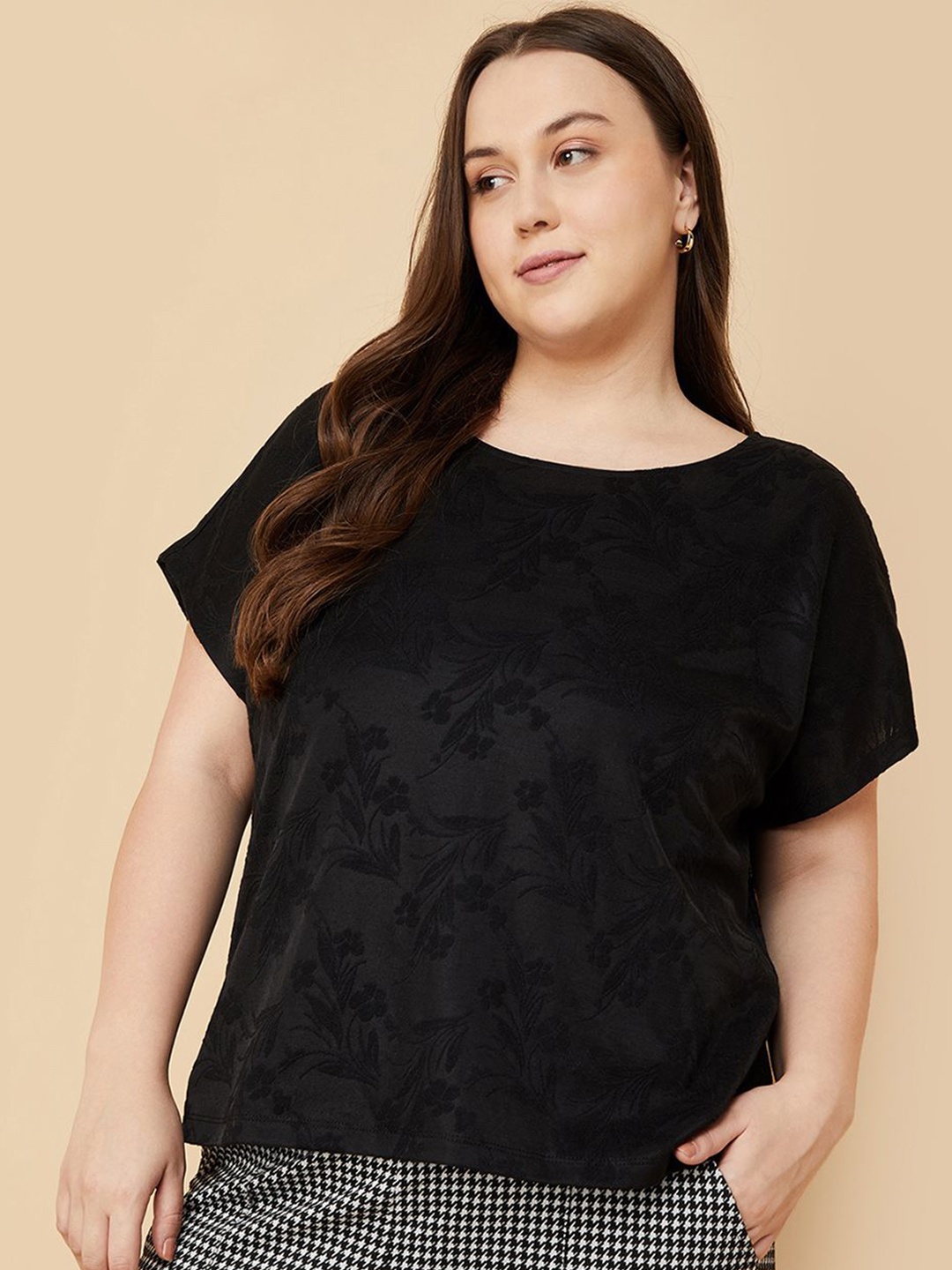 

max Women Floral Printed Round Neck Top, Black