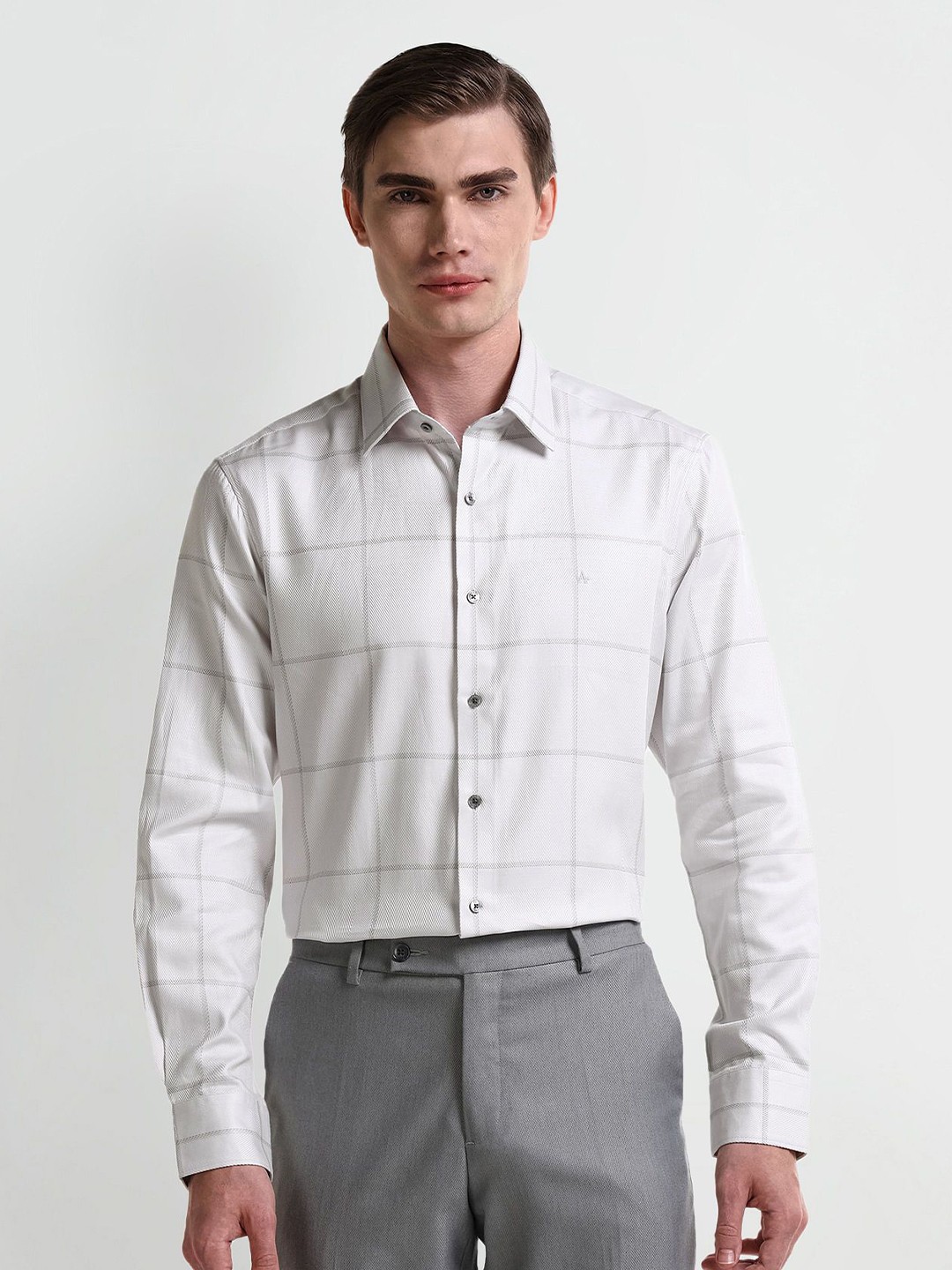 

Arrow Men Classic Spread Collar Buffalo Checked Cotton Formal Shirt, Grey