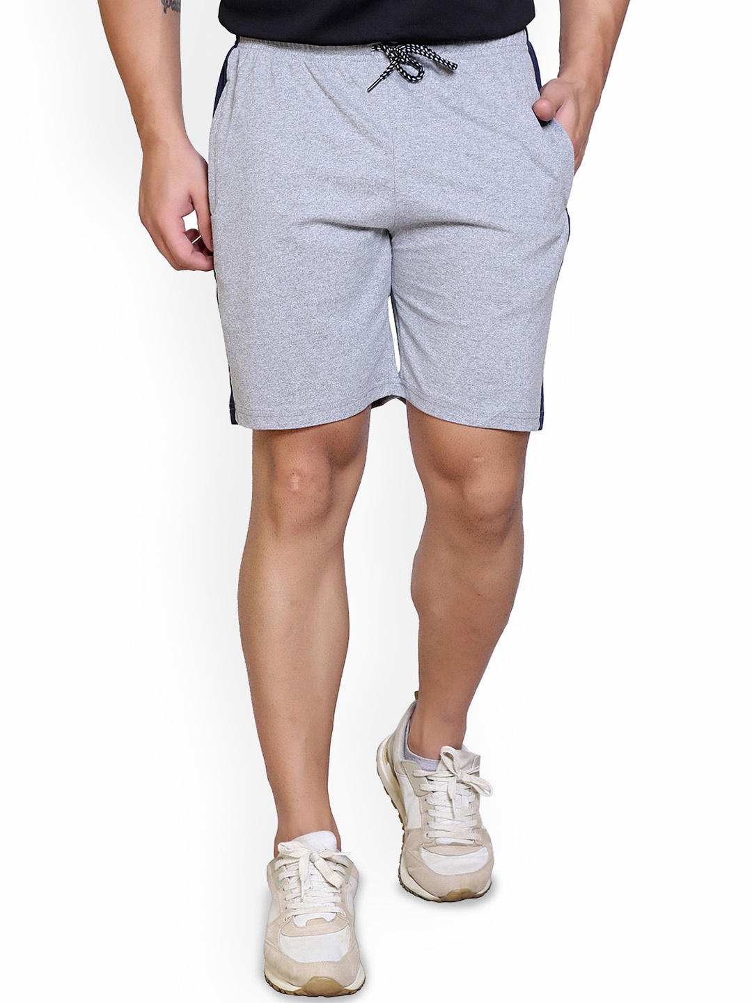 

STARFOX Men Striped Slim Fit Technology Shorts, Grey