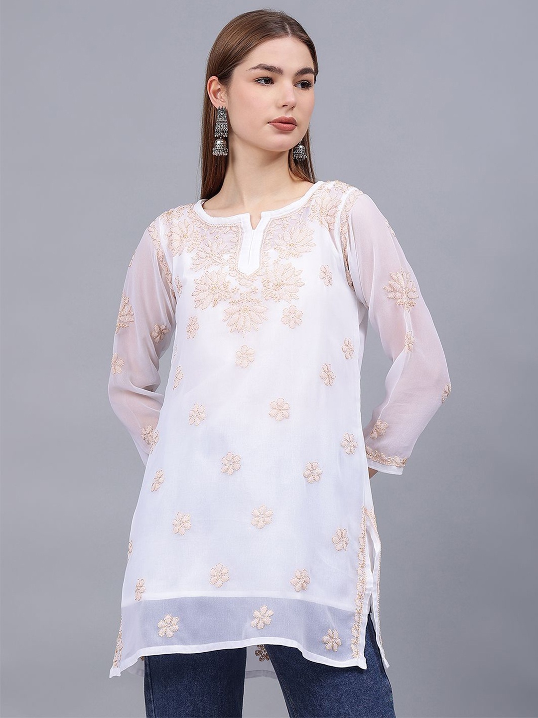 

Seva Chikan Ethnic Motifs Embroidered Chikankari Handloom Chikankari Kurti, White