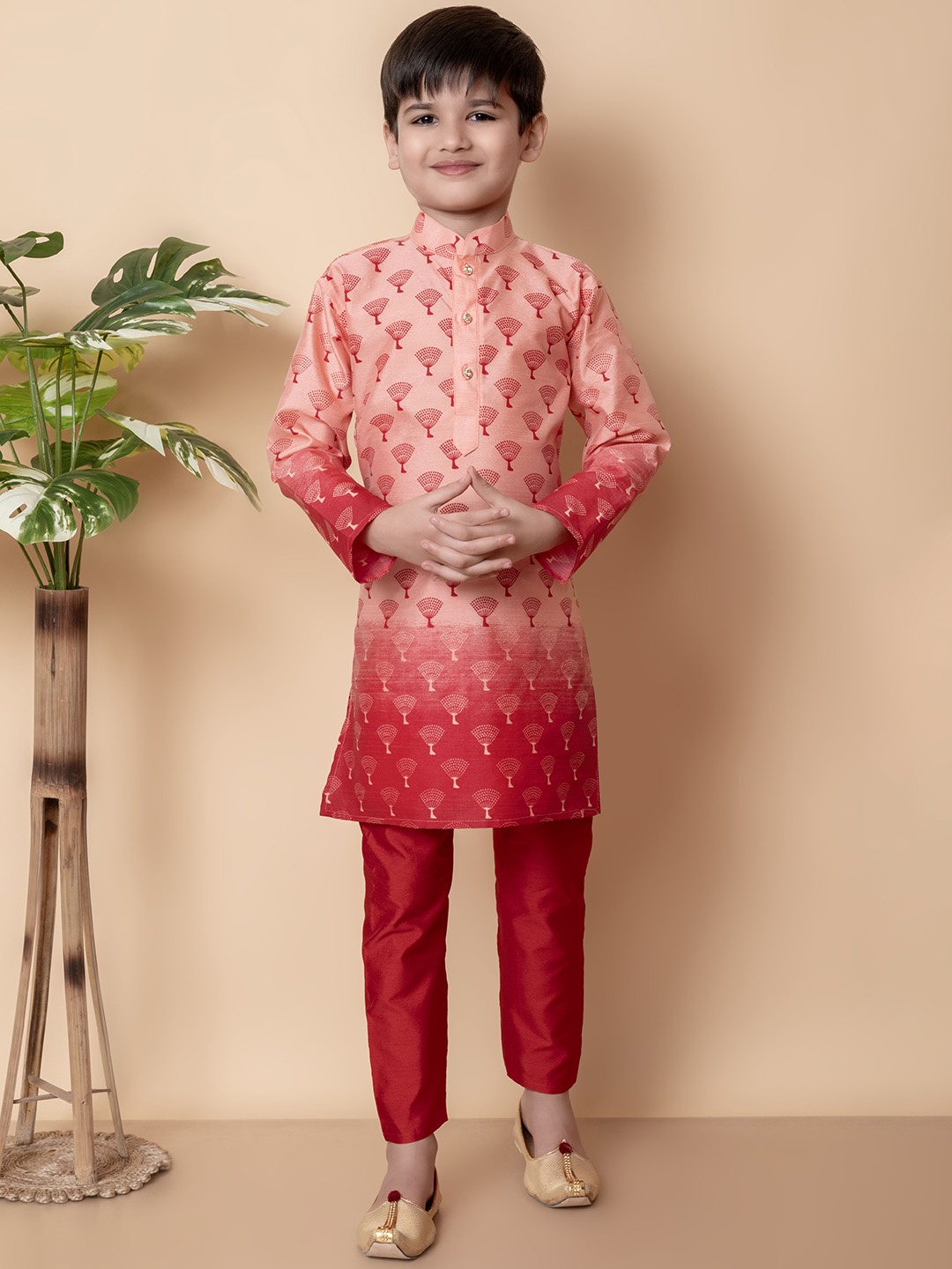 

NFC CREATION Boys Ethnic Motifs Printed Kurta with Pyjamas, Peach