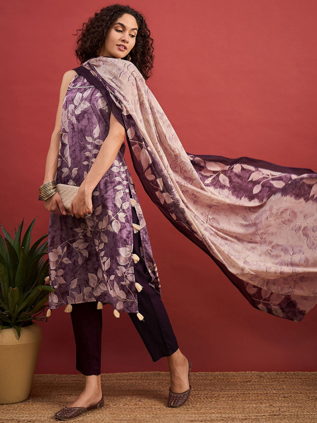 

Anouk Purple Floral Printed Halter Neck Gotta Patti Straight Kurta With Trousers & Dupatta