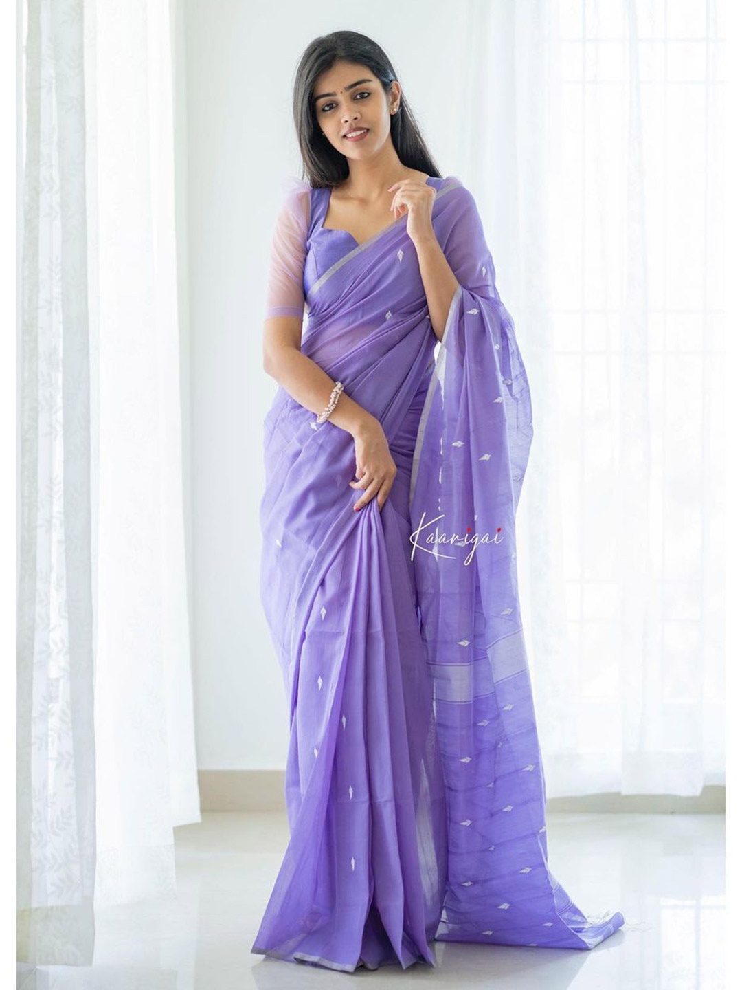 

Aika Woven Design Zari Saree, Purple
