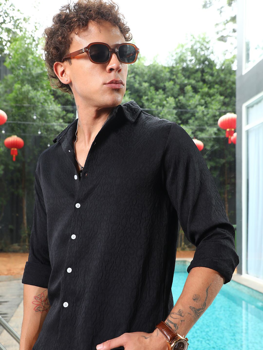 

Campus Sutra Men Comfort Spread Collar Geometric Printed Cotton Casual Shirt, Black