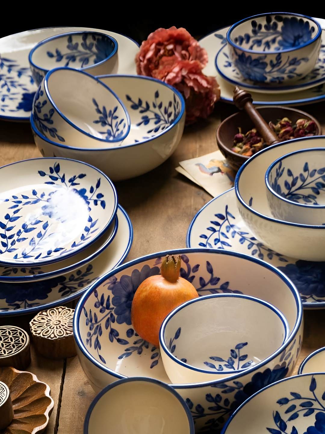 

AMALAFIEE CERAMICS Set of 28 White & Blue Printed Ceramic Dinner Set