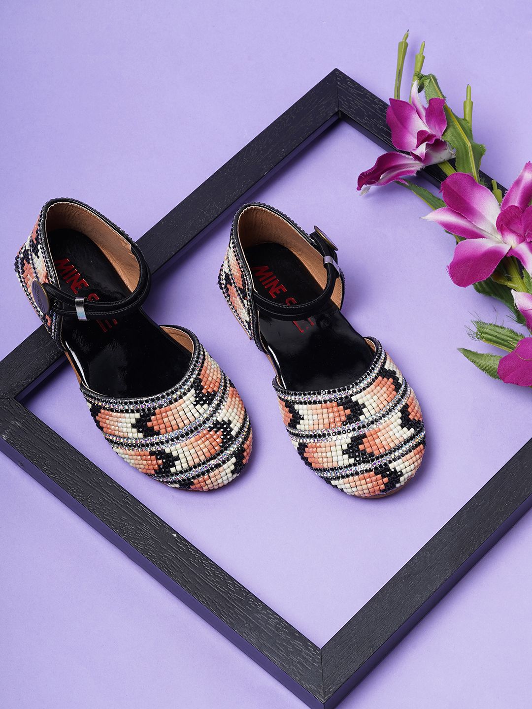 

Minesole Girls PU Flatforms, Multi