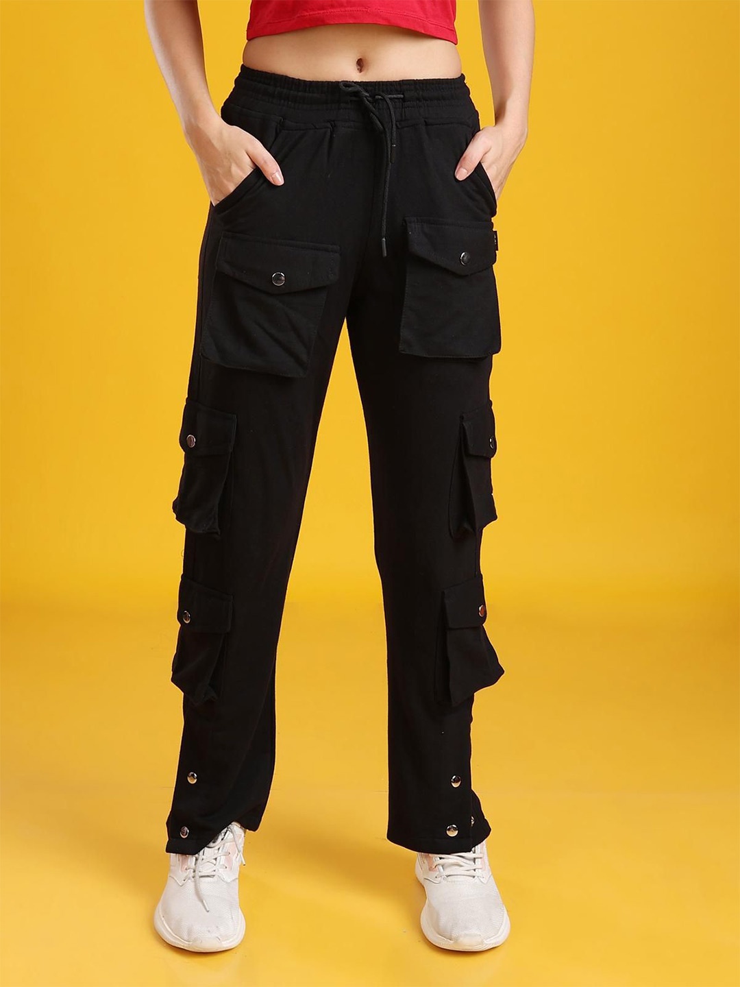 

The Dance Bible Women Button Style Pocket Trousers, Black
