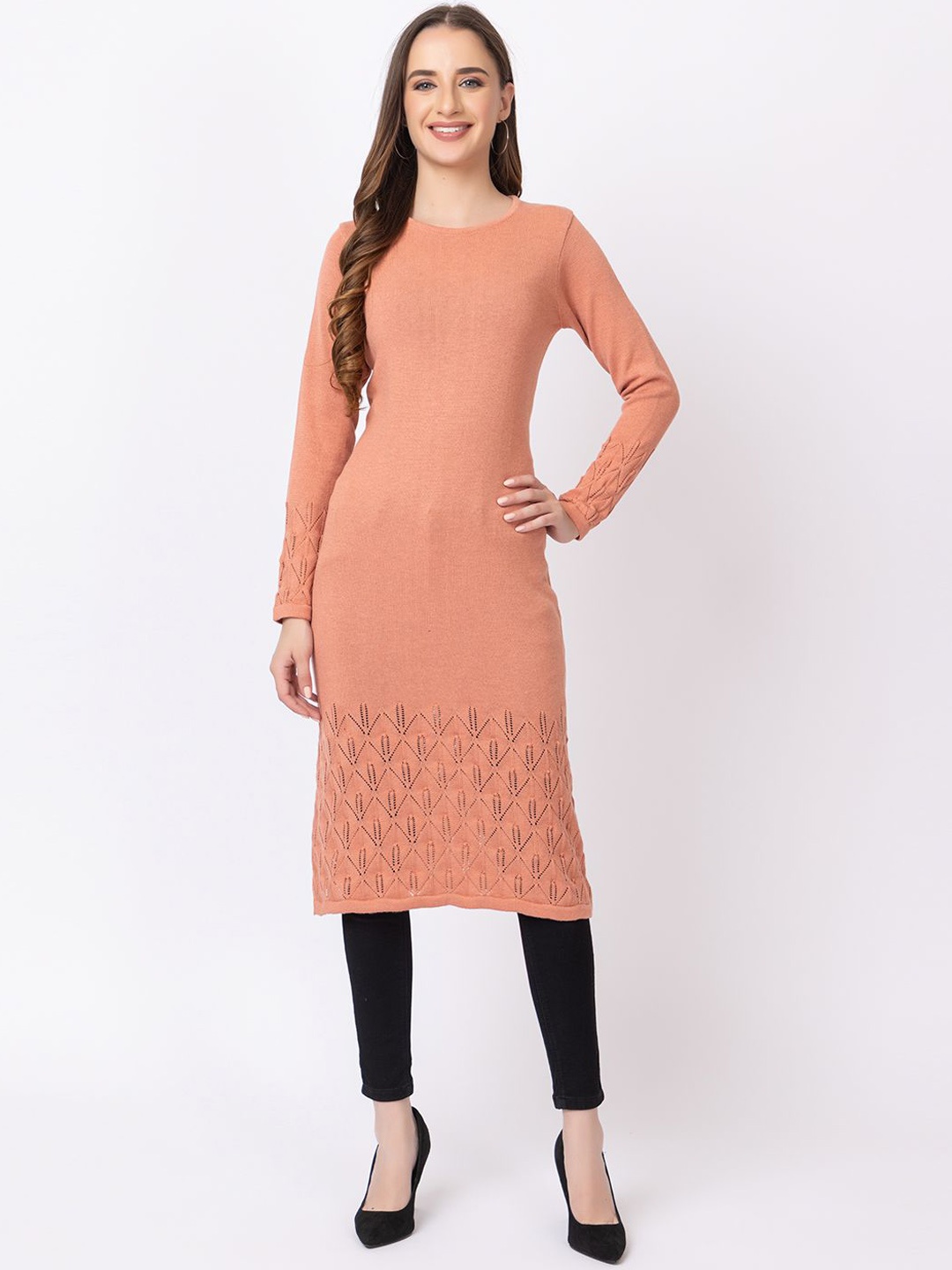 

Anouk Self Design Round Neck Jacquard Knitted Straight Kurta, Peach