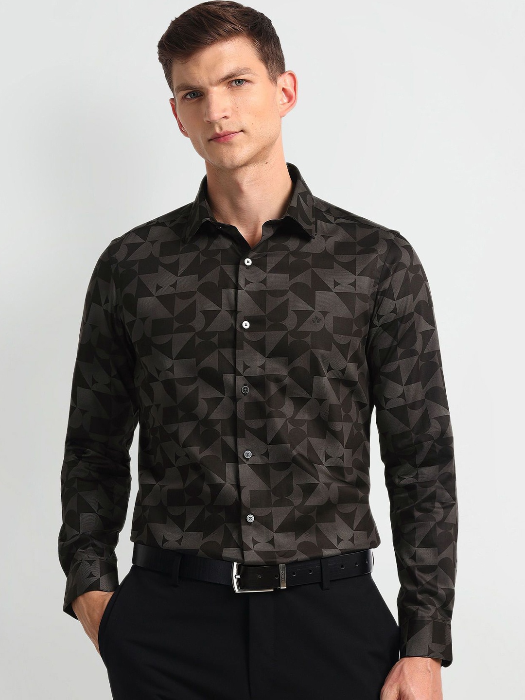 

Arrow Men Classic Spread Collar Geometric Printed Cotton Formal Shirt, Black