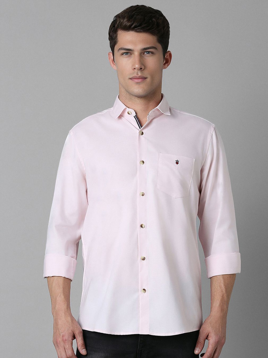 

Louis Philippe Sport Men Spread Collar Solid Cotton Slim Fit Casual Shirt, Pink