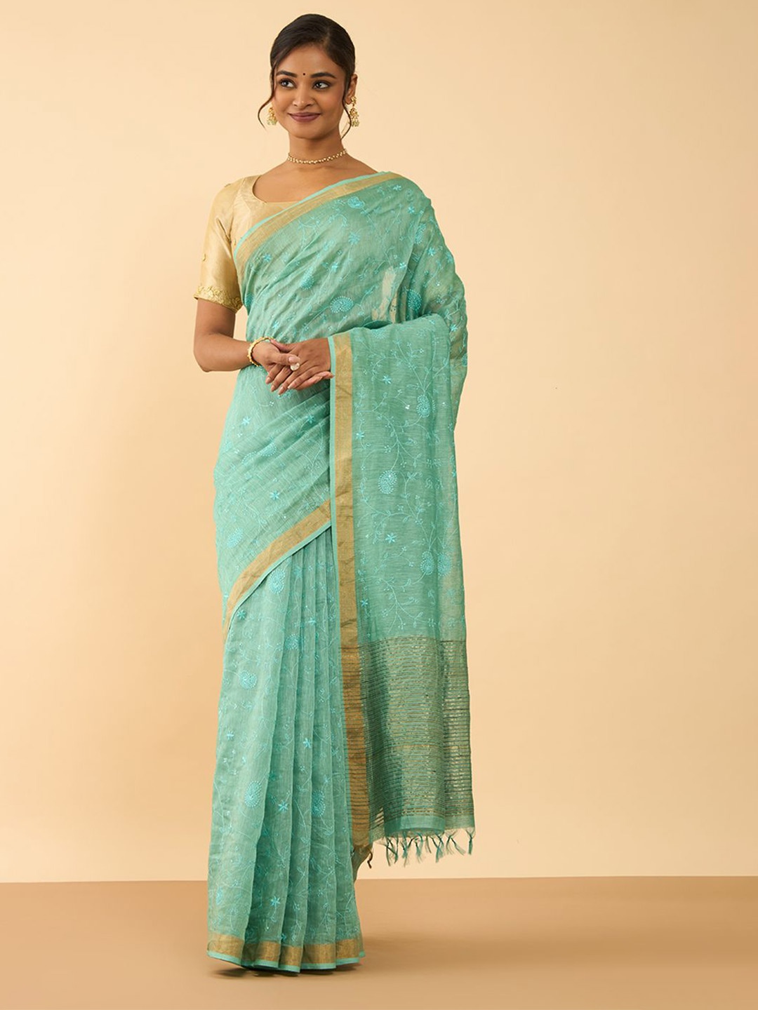 

Taneira Ethnic Motifs Embroidered Zari Bhagalpuri Saree, Green