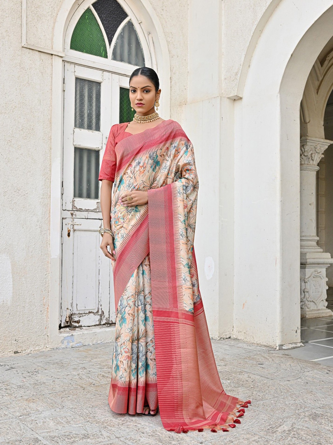 

LeeliPeeri Designer Floral Zari Silk Blend Tussar Saree, Cream