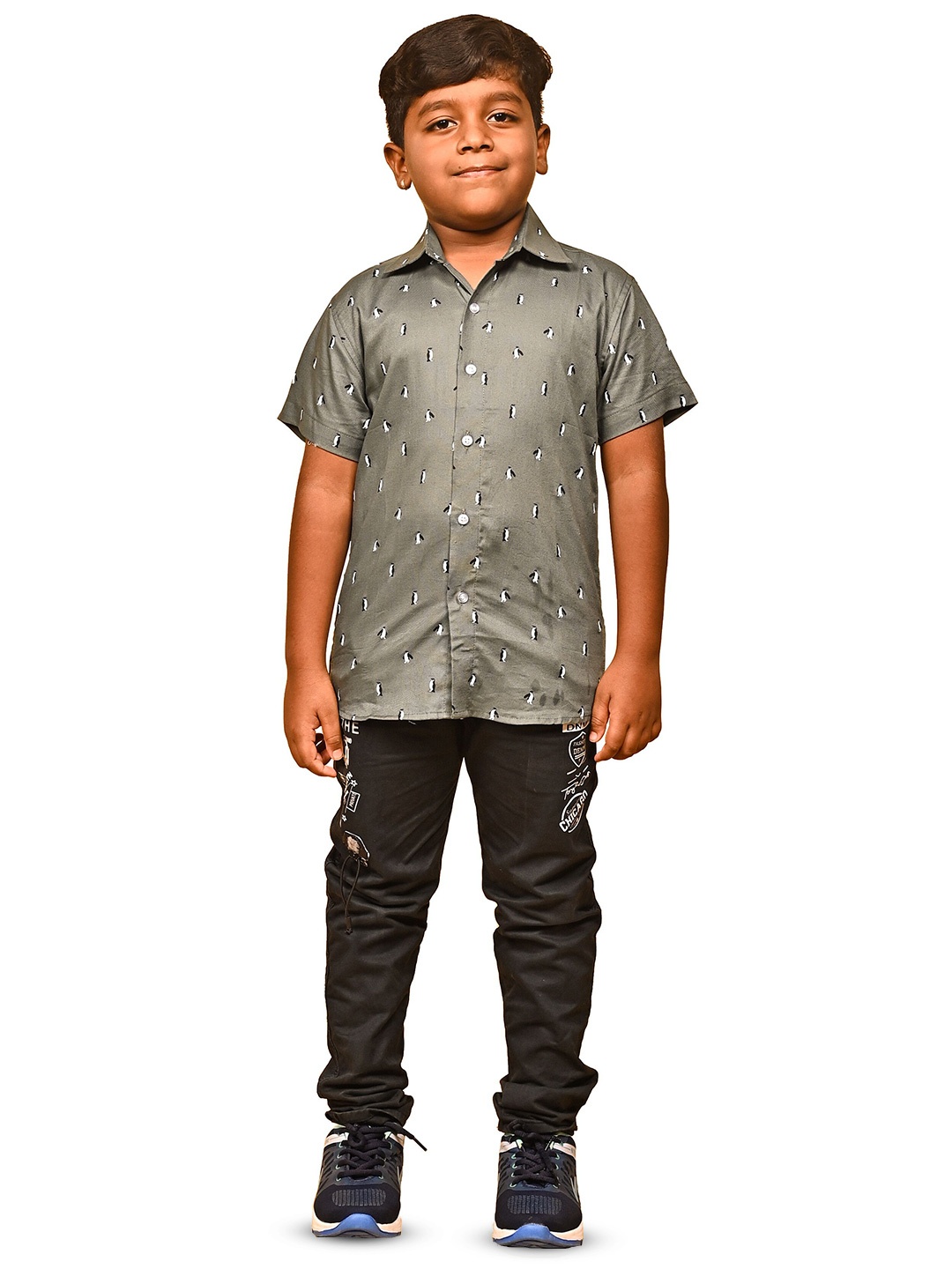

Babywish Boys Standard Spread Collar Conversational Printed Cotton Casual Shirt, Grey