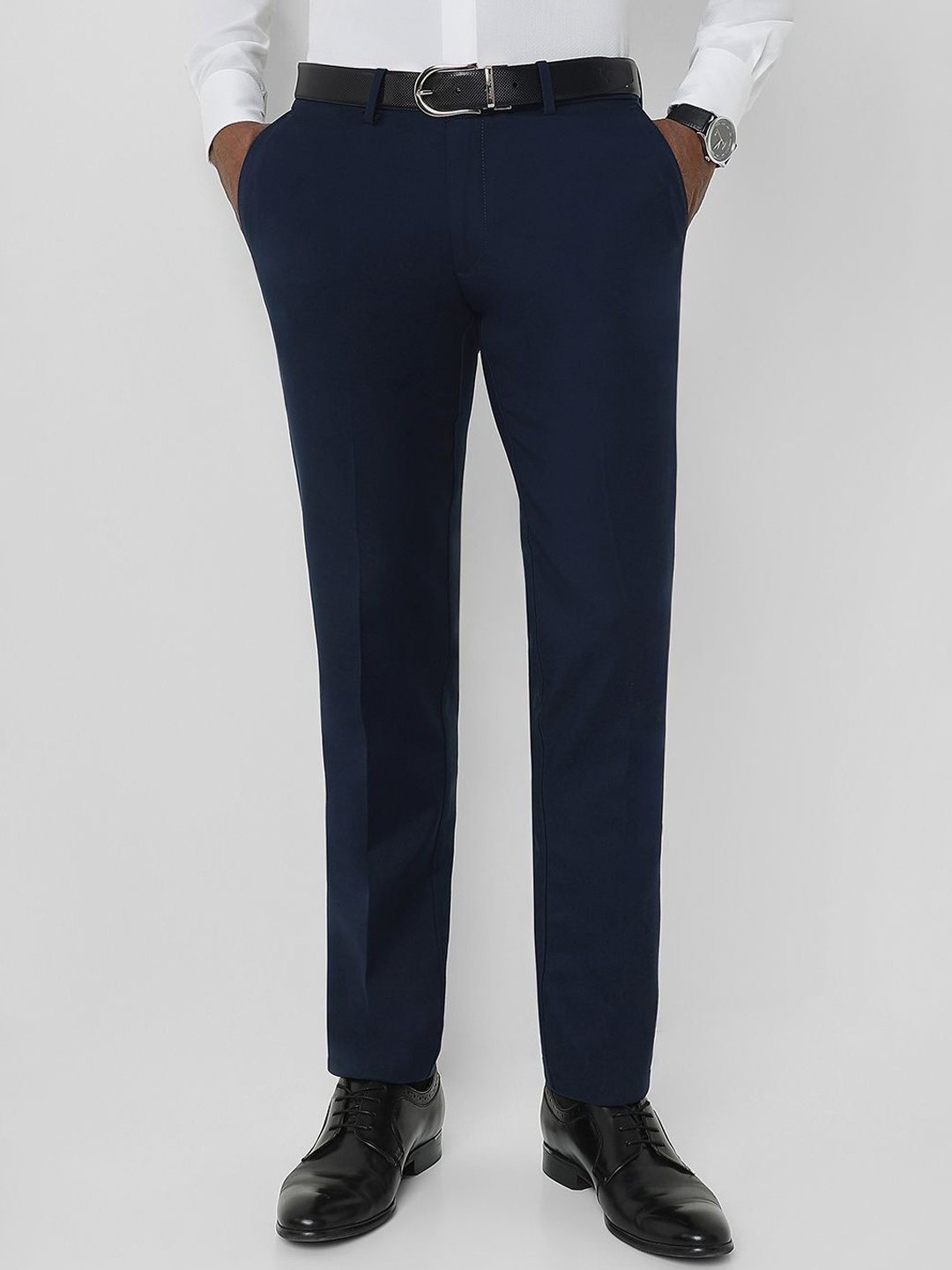 

Allen Solly Sport Men Slim Fit Trousers, Navy blue