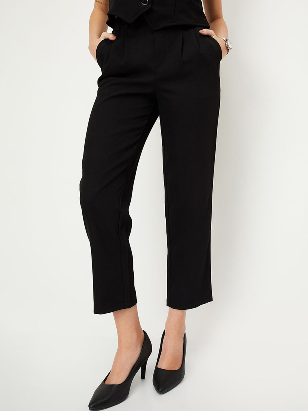 

max Women Pleated Trousers, Black