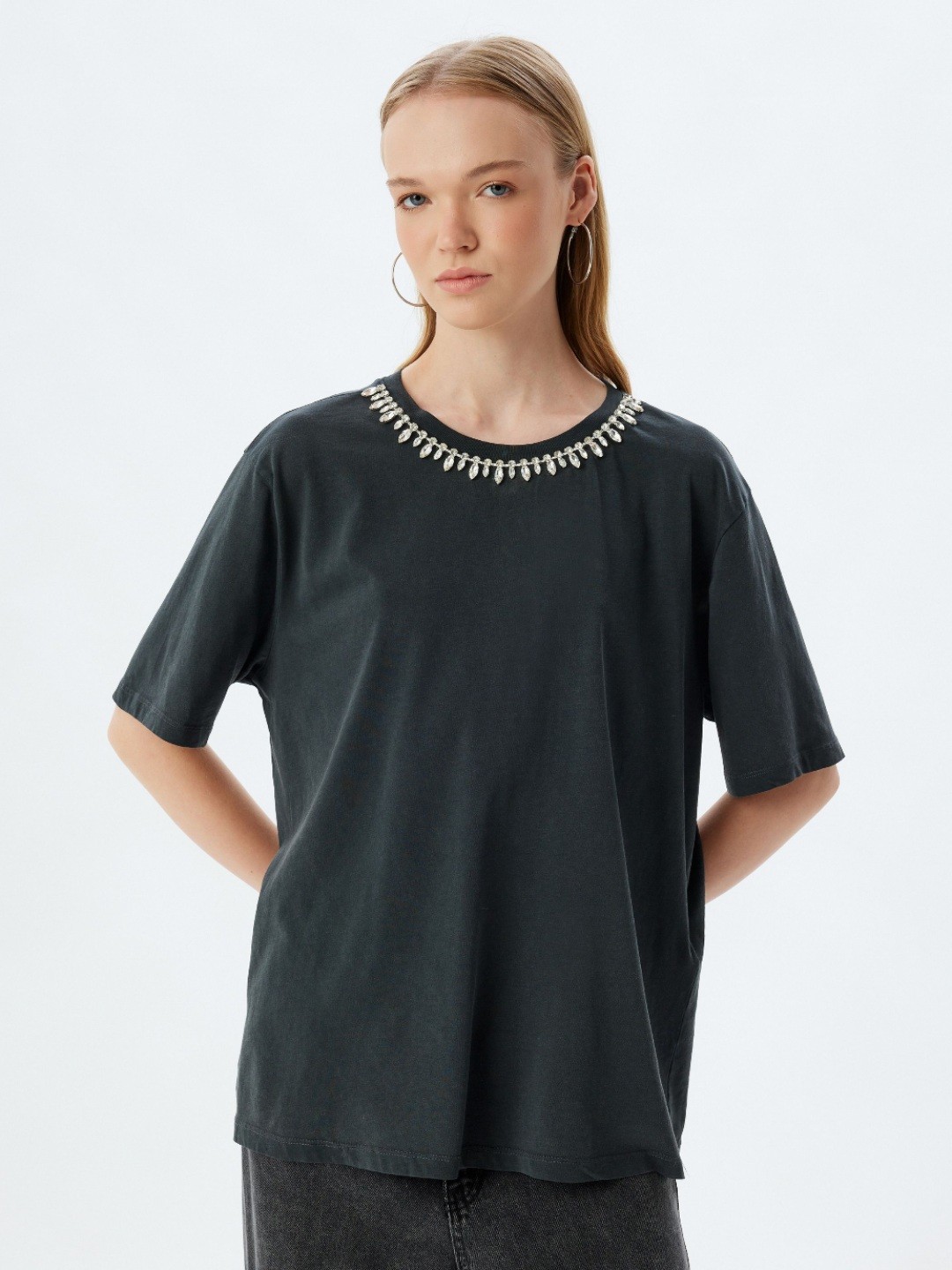 

Koton Women Solid Round Neck Cotton Oversized T-shirt, Grey
