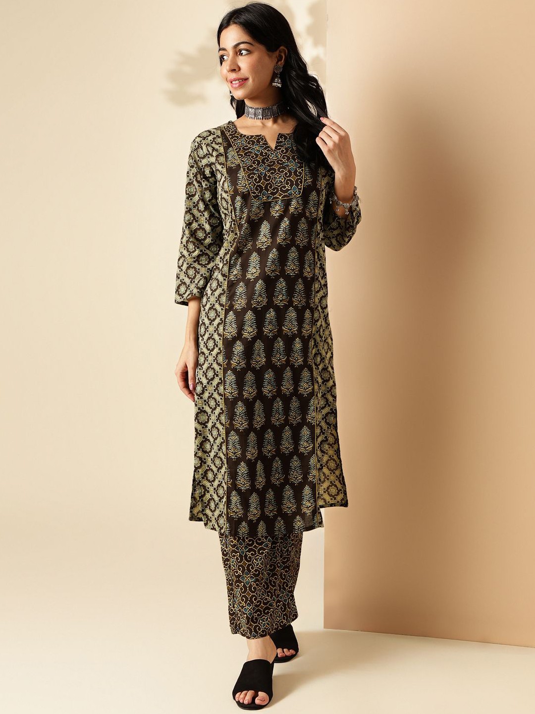 

Vbuyz Ethnic Motifs Printed Pure Cotton Straight Kurta With Trousers, Brown