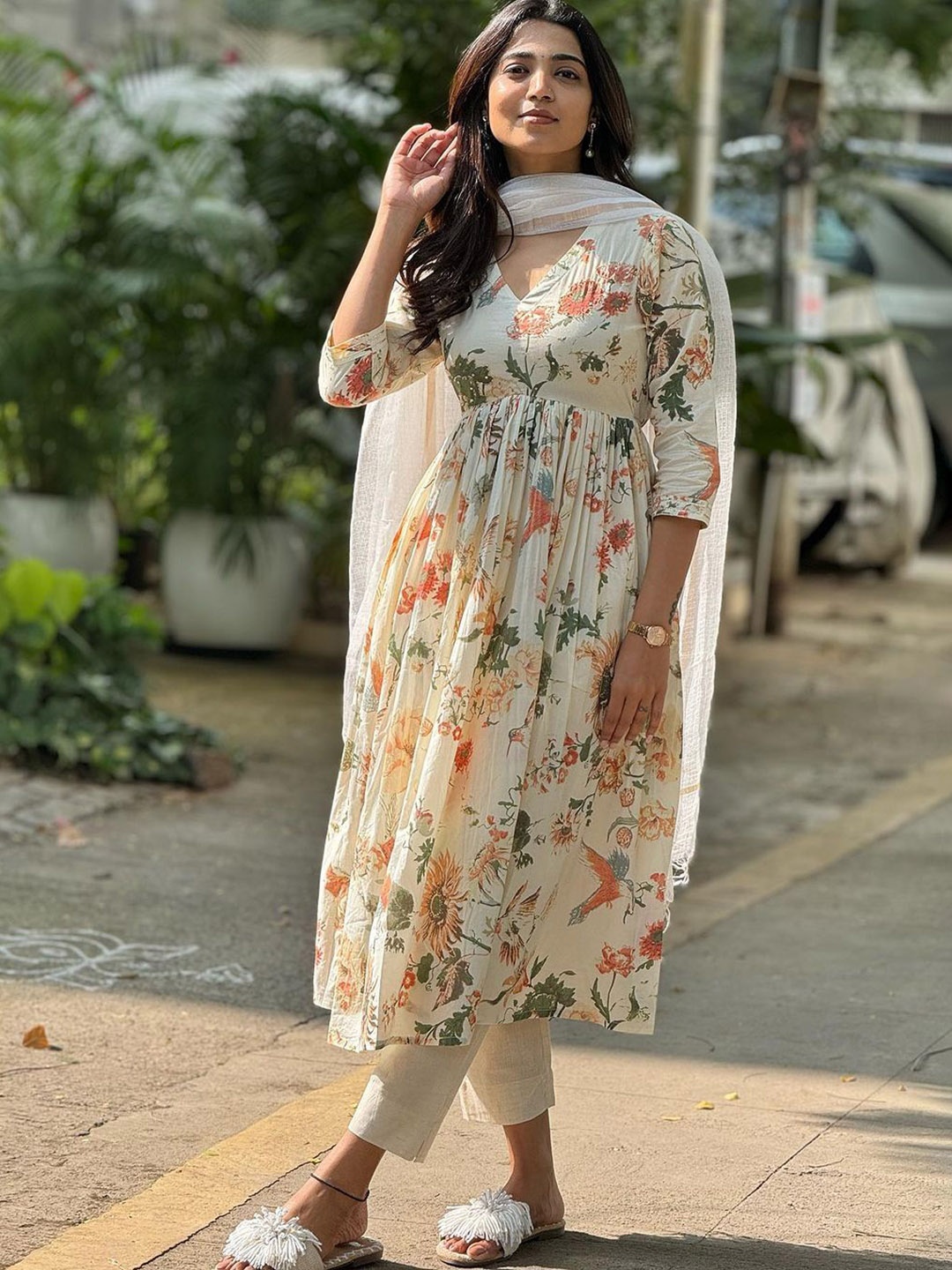 

KALINI Floral Printed Sequinned Anarkali Kurta With Trousers & Dupatta, Off white