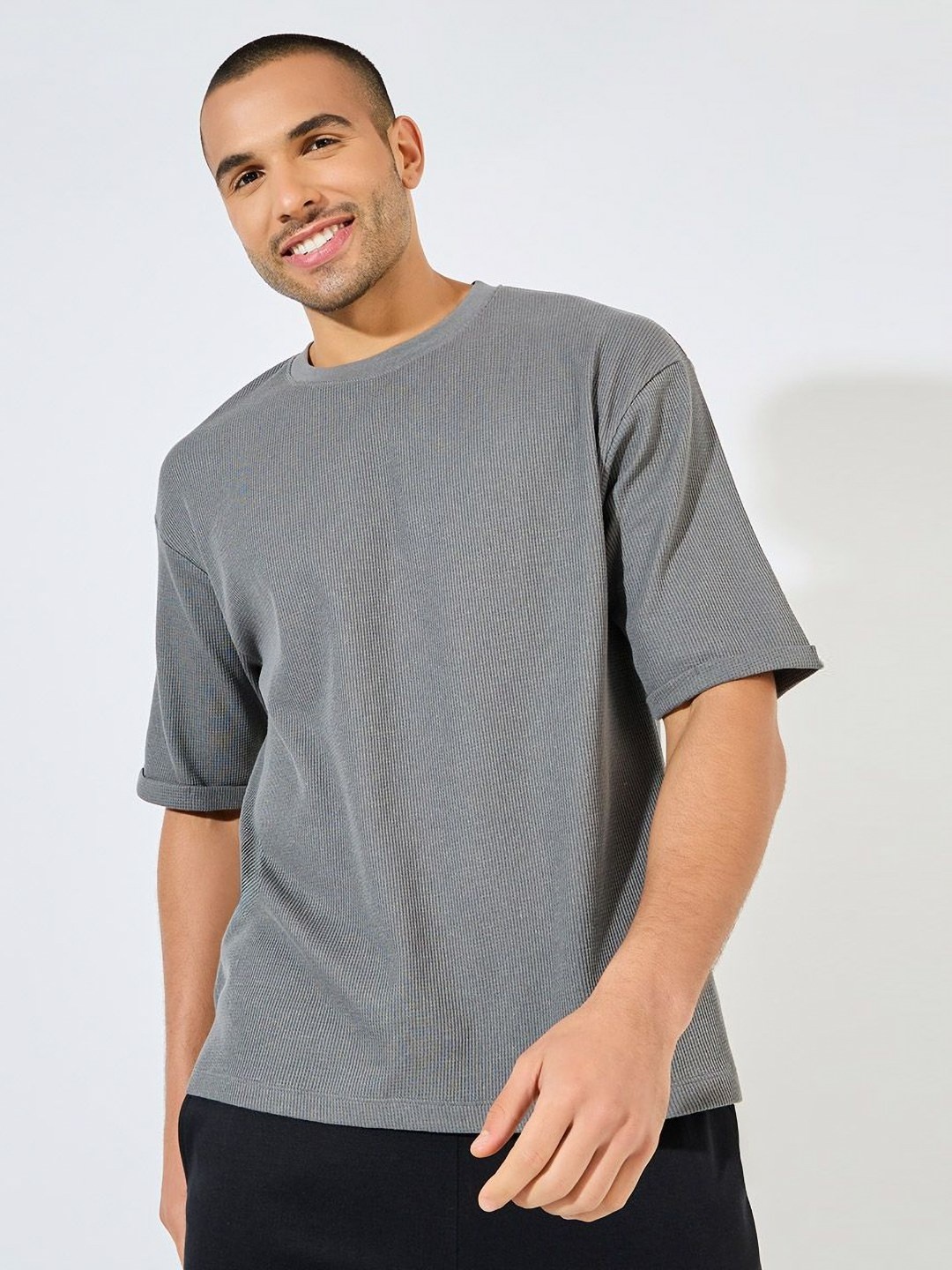

Styli Men Waffle Knit Oversized Fit T-Shirt with Turn Up Sleeve, Grey