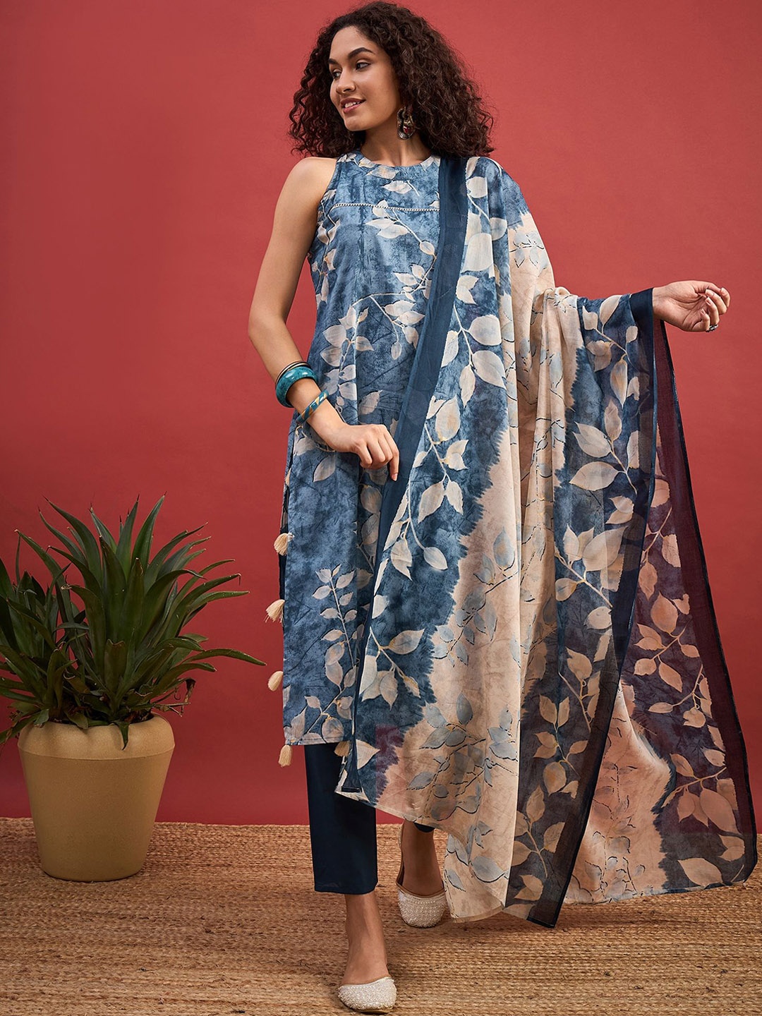 

Anouk Blue Floral Printed Halter Neck Gotta Patti Straight Kurta With Trousers & Dupatta